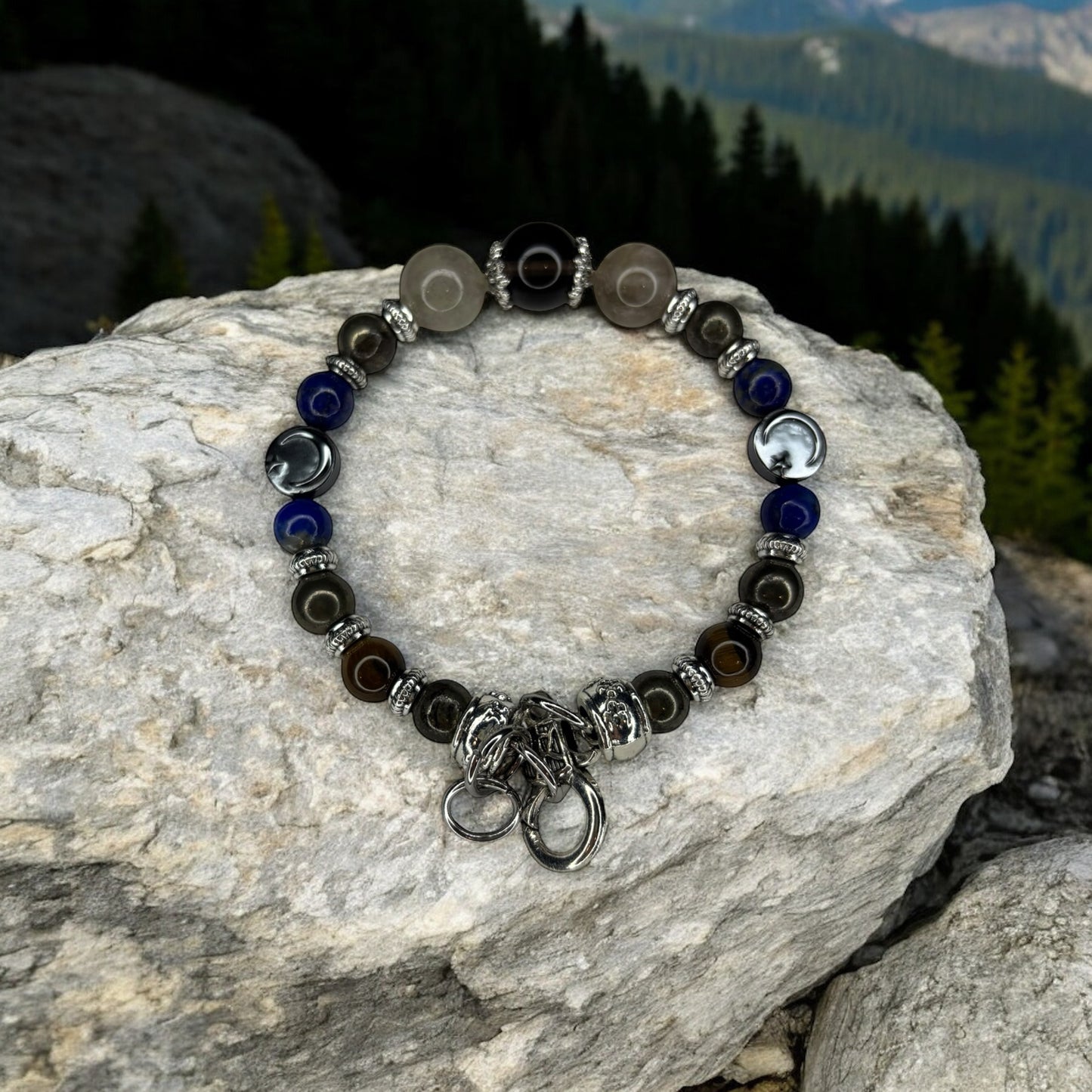 Pyrite, Tiger’s Eye, Lapis Lazuli, Hematite, Labradorite, Smoky Quartz.