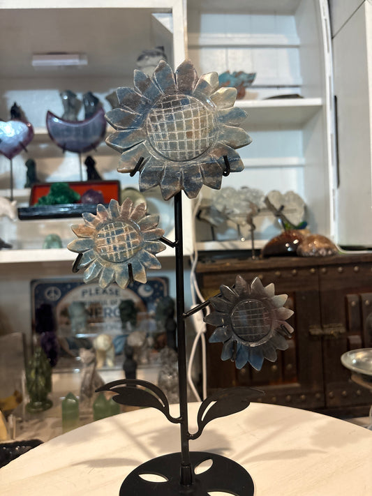 Trolleite Sunflowers on a stand