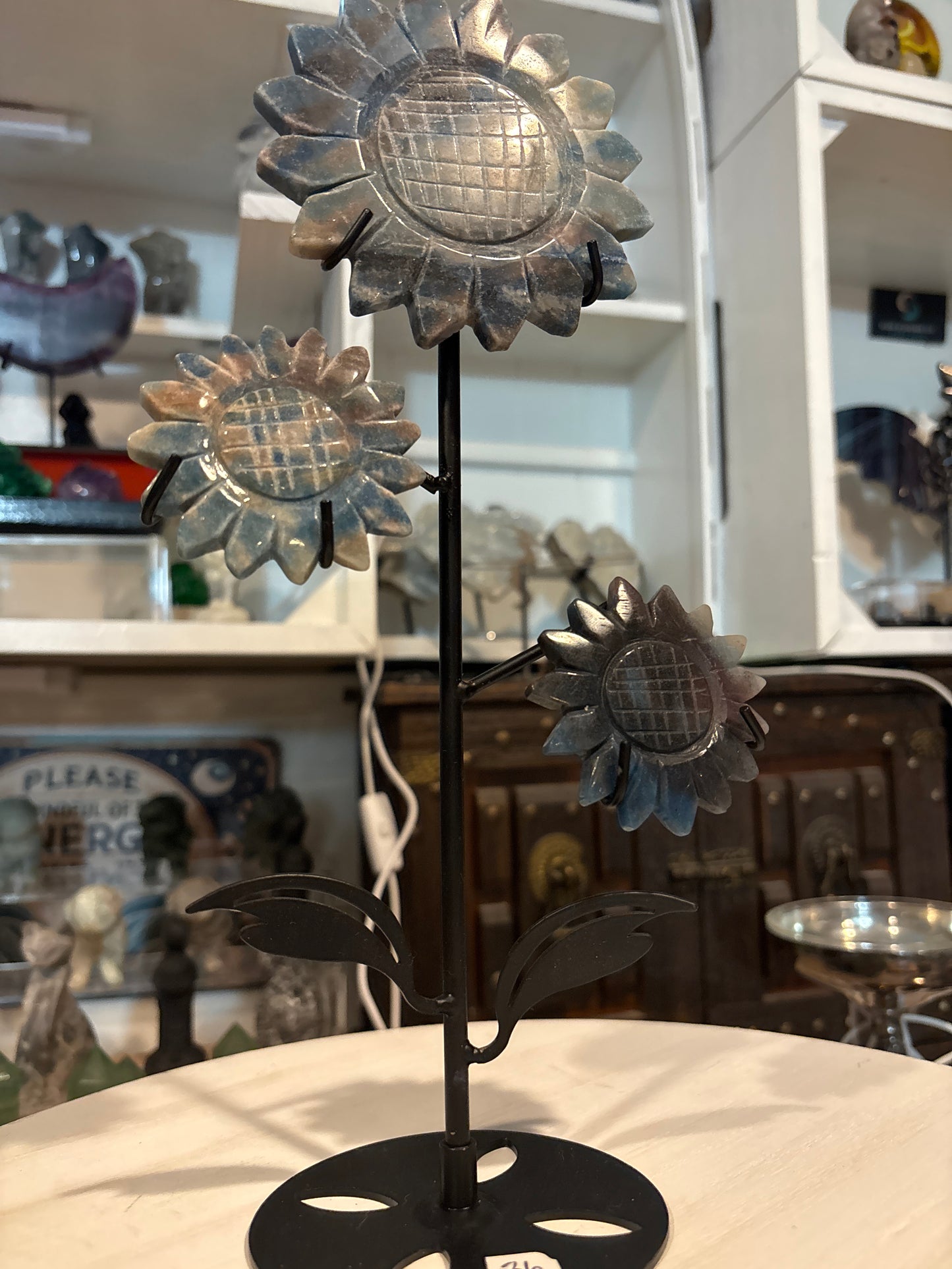 Trolleite Sunflowers on a stand