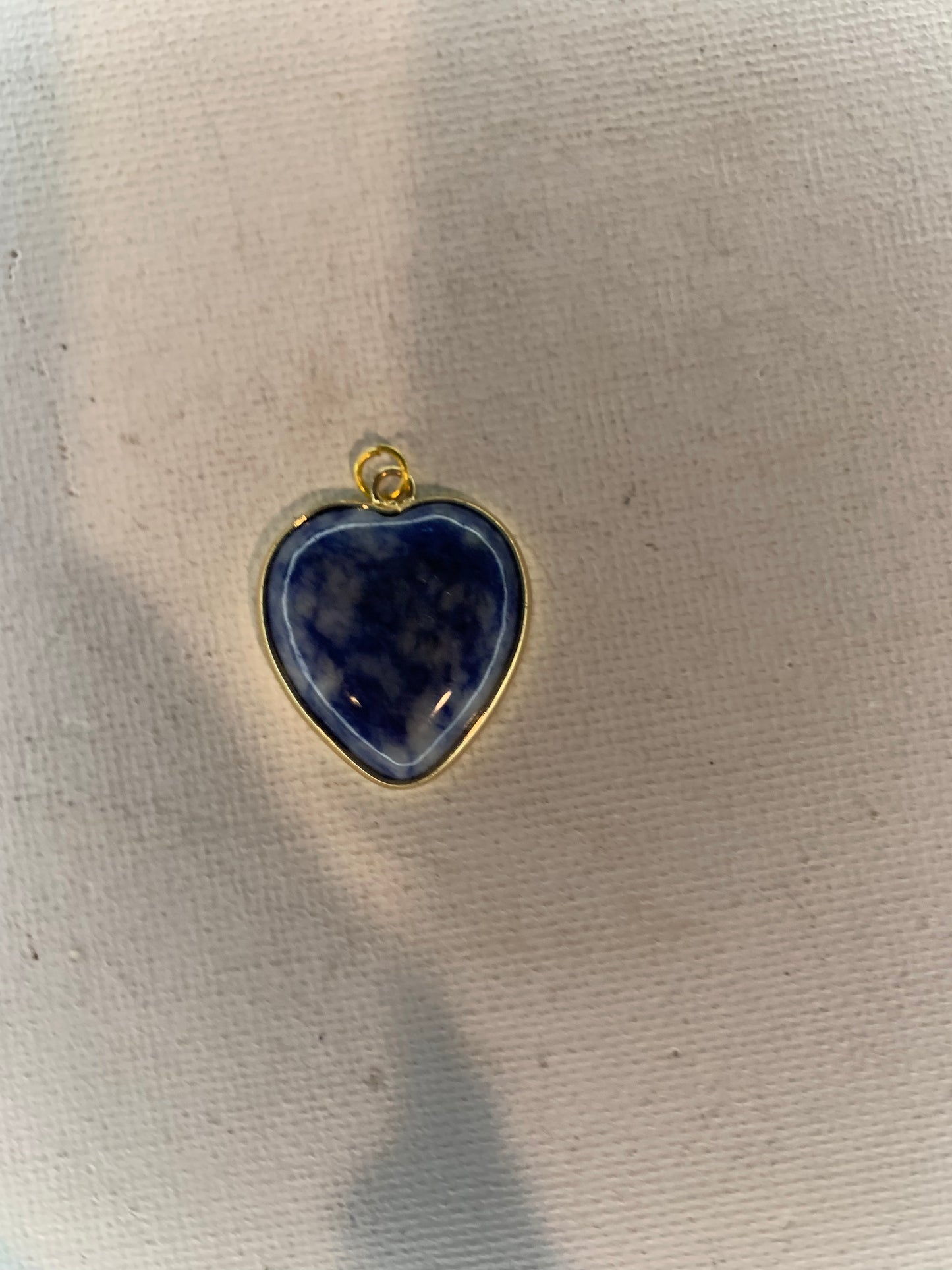 Sodalite pendant  in gold.